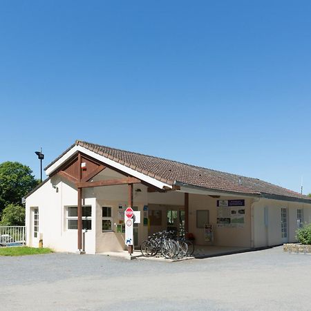 Camping Du Port De Plaisance Péronne Exterior foto